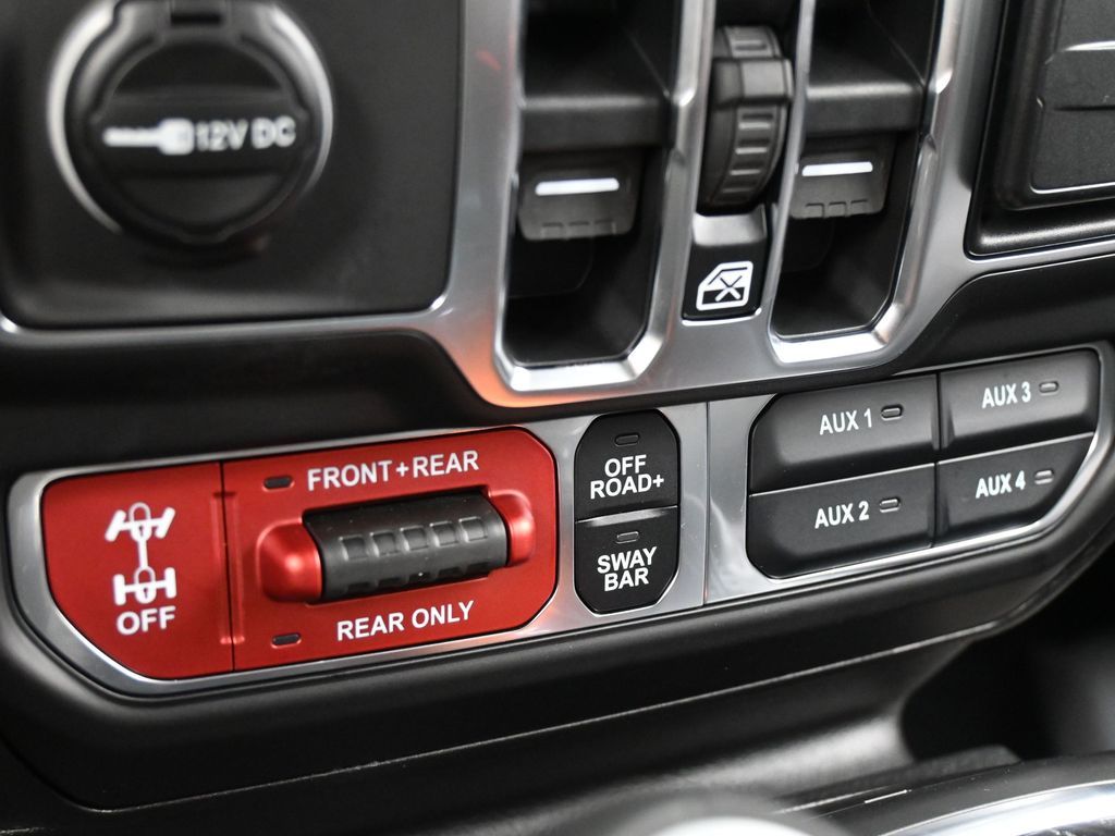 New 2026 Bright White Clearcoat Jeep Rubicon image 22