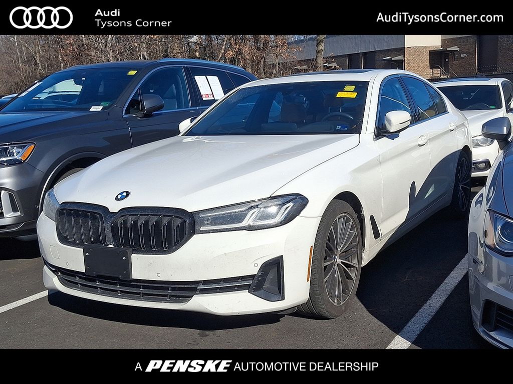 Thumbnail: 2022 BMW 5 Series - 1