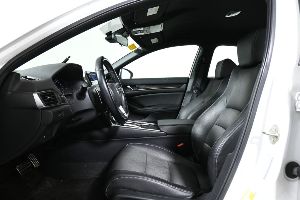 Thumbnail: 2019 Honda Accord - 3