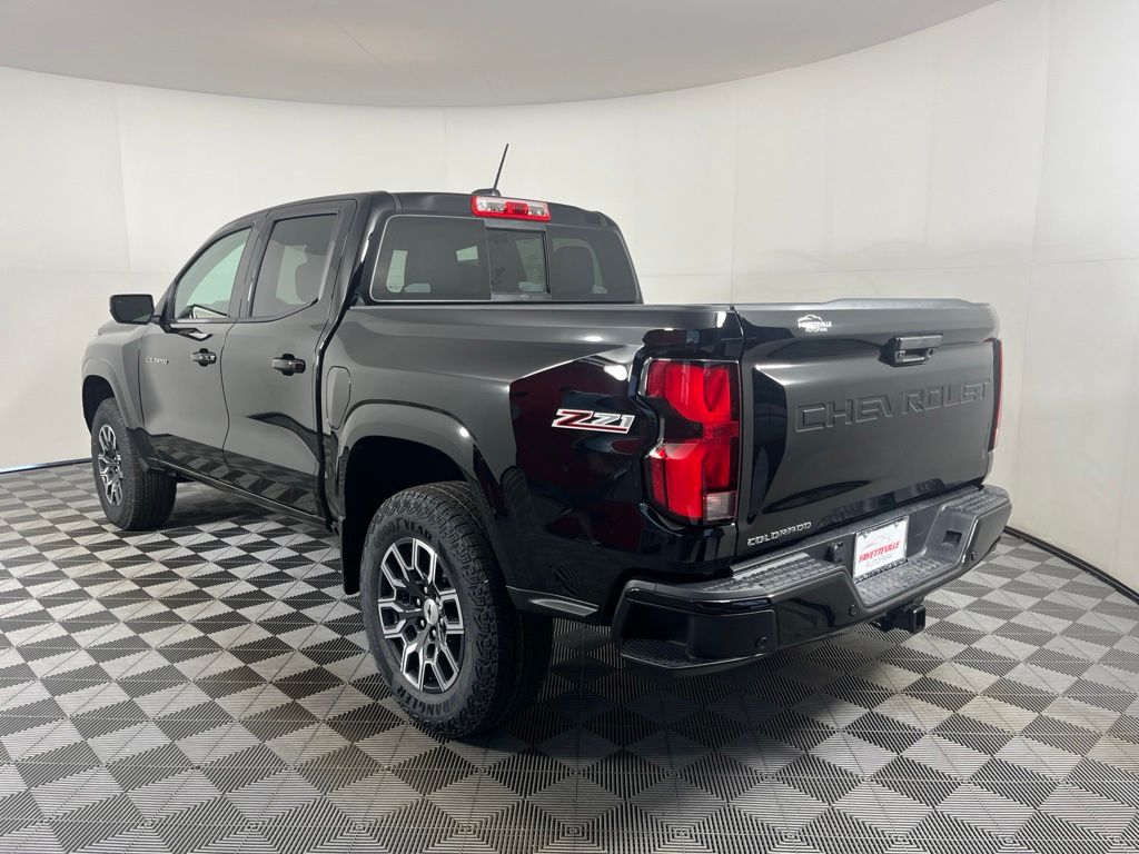 Thumbnail: 2026 Chevrolet Colorado - 3