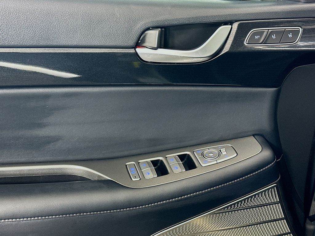 Thumbnail: 2021 Hyundai Palisade - 18