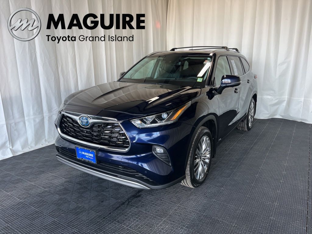 2023 Toyota Highlander Hybrid Platinum AWD
