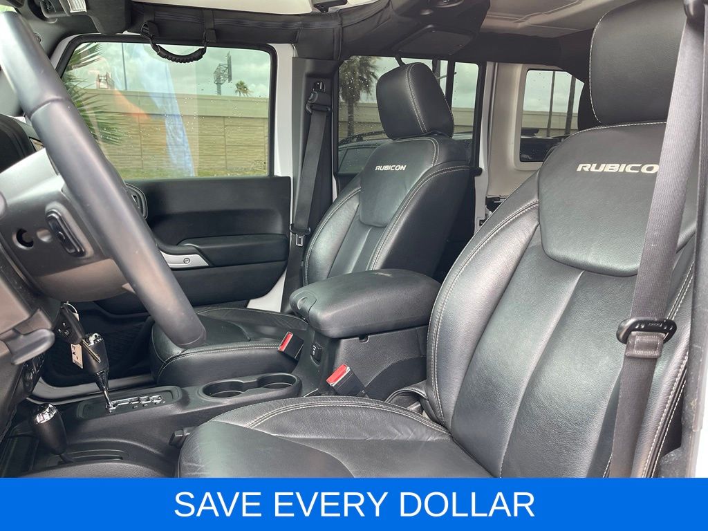Used 2016 White/off-white Jeep Unlimited Rubicon image 12