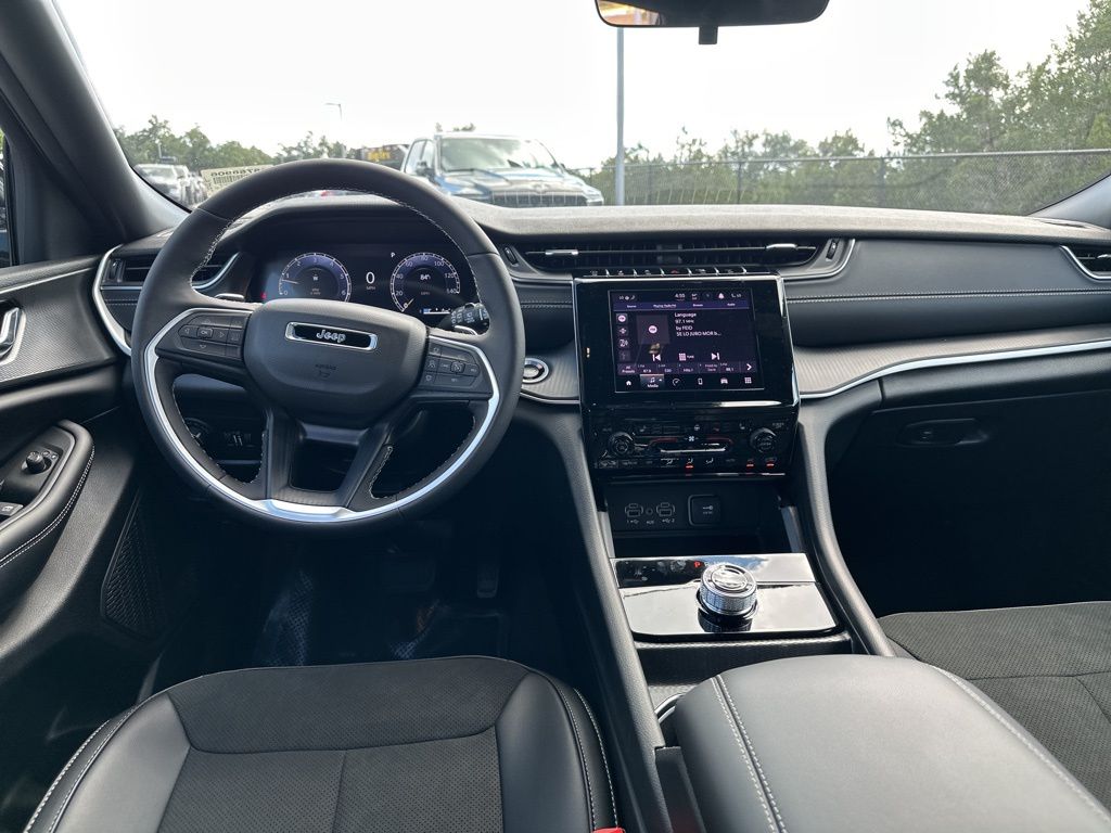 New Car 2025 Jeep Grand Cherokee L  For Sale Under $50,000 In Austin, Texas