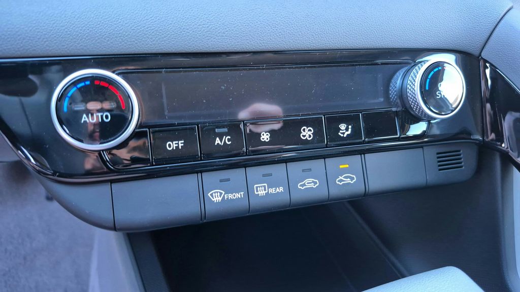 2026 Hyundai Elantra Hybrid