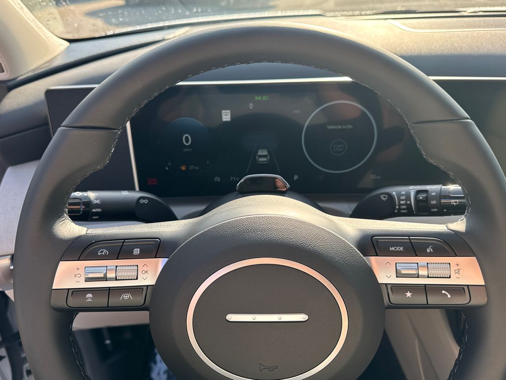 2025 Hyundai Tucson SEL Convenience photo 18