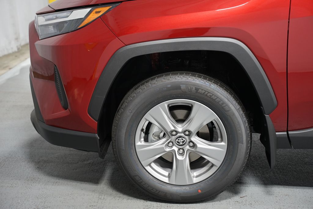 Thumbnail: 2025 Toyota RAV4 - 5