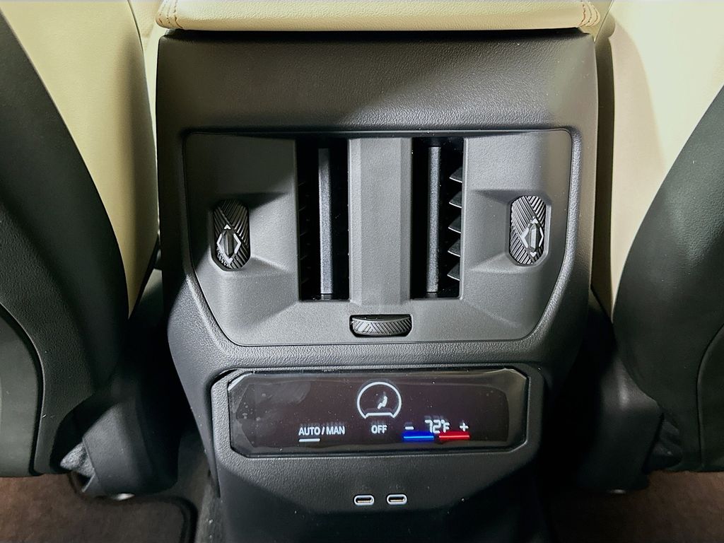 Thumbnail: 2026 BMW X3 - 18