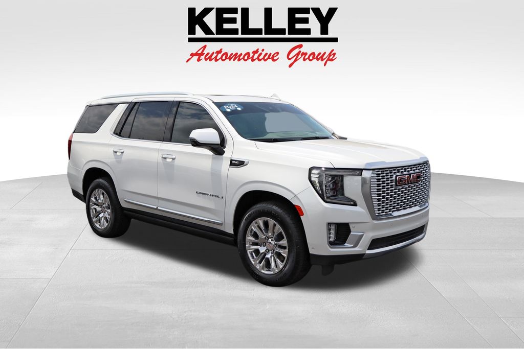 White Frost Tricoat 2024 GMC Yukon SUV / Crossover Four-Wheel Drive 