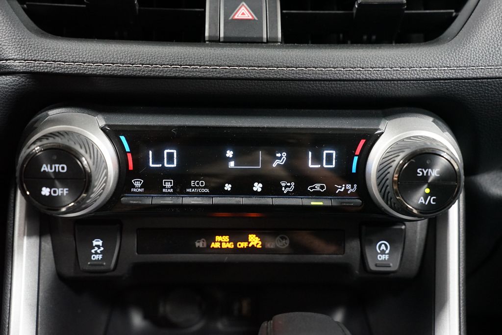 Thumbnail: 2025 Toyota RAV4 - 20