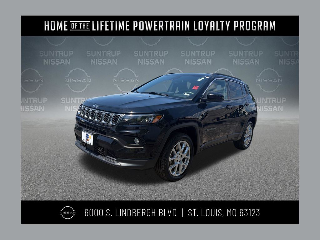 Diamond Black Crystal Pearlcoat 2024 Jeep Compass SUV / Crossover Four-Wheel Drive 8-Speed Automatic
