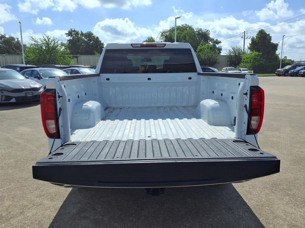 2025 GMC Sierra 1500 Pro - 11