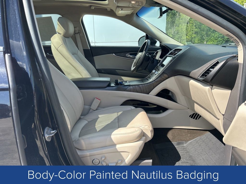 2020 Lincoln Nautilus Reserve