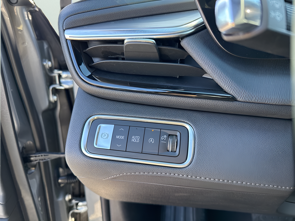 Used Car 2025 Buick Enclave  Preferred For Sale Under $40,000 In Austin, Texas