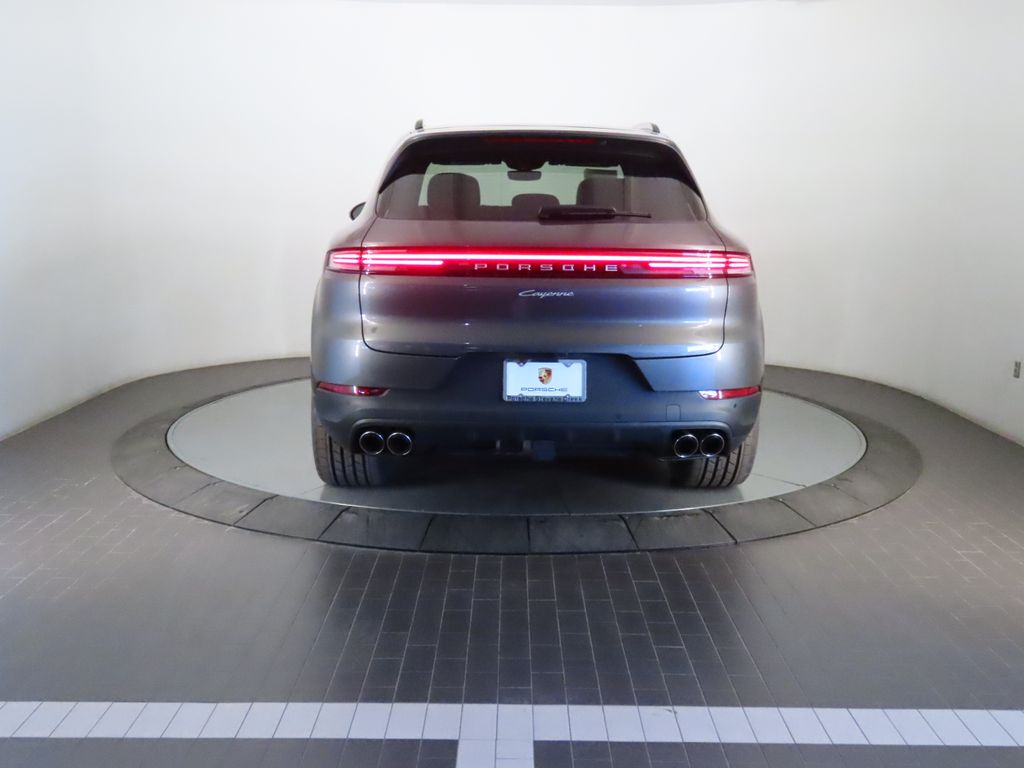Thumbnail: 2026 Porsche Cayenne - 6