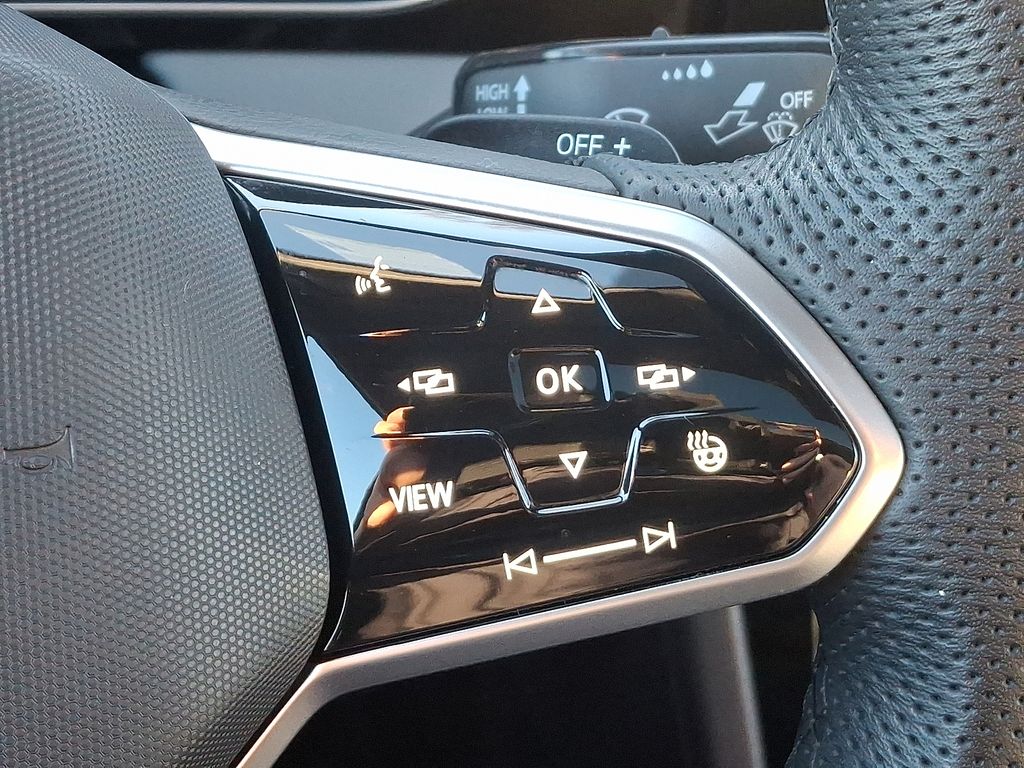 Thumbnail: 2025 Volkswagen Jetta - 22