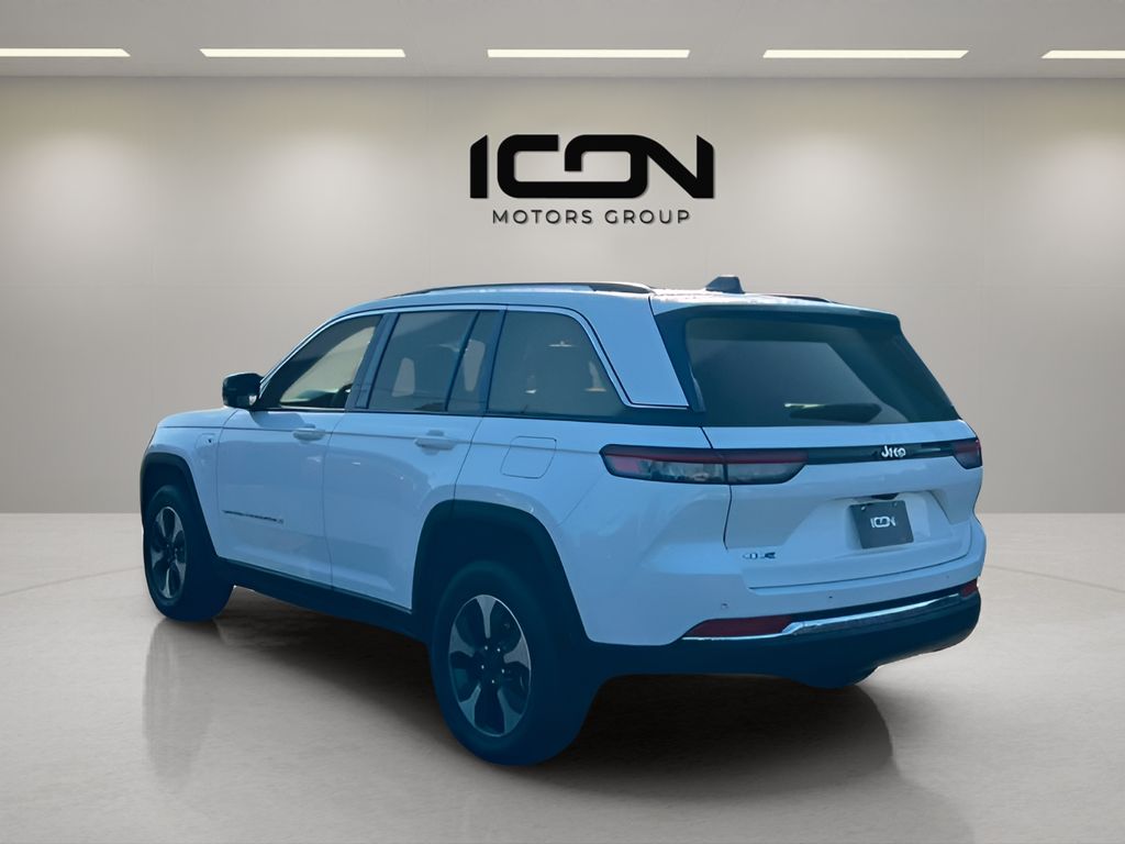 Used 2024 Jeep Grand Cherokee SUV