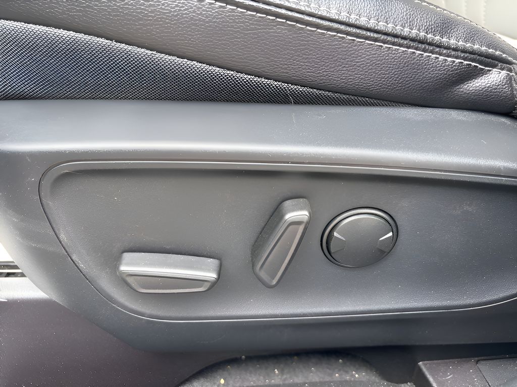 2025 Ford Escape Plug-In Hybrid