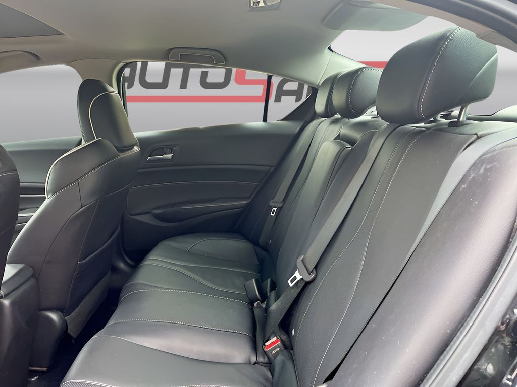 Used 2022 Black Acura Premium Package image 24