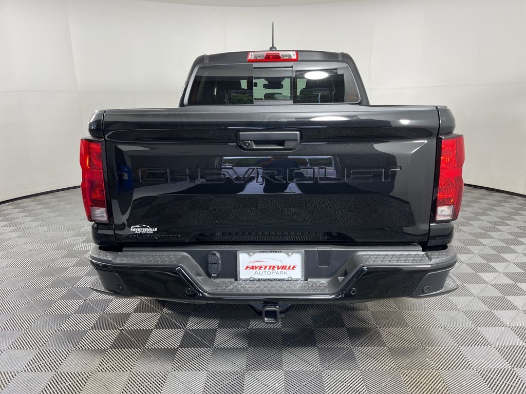 Thumbnail: 2026 Chevrolet Colorado - 4