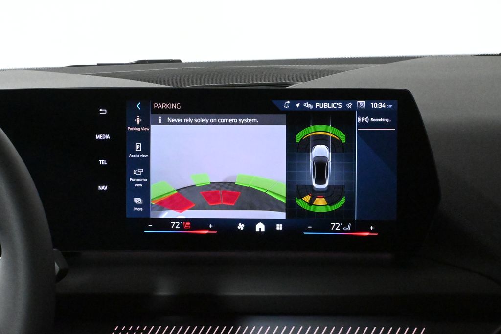 Thumbnail: 2025 BMW 2 Series - 24