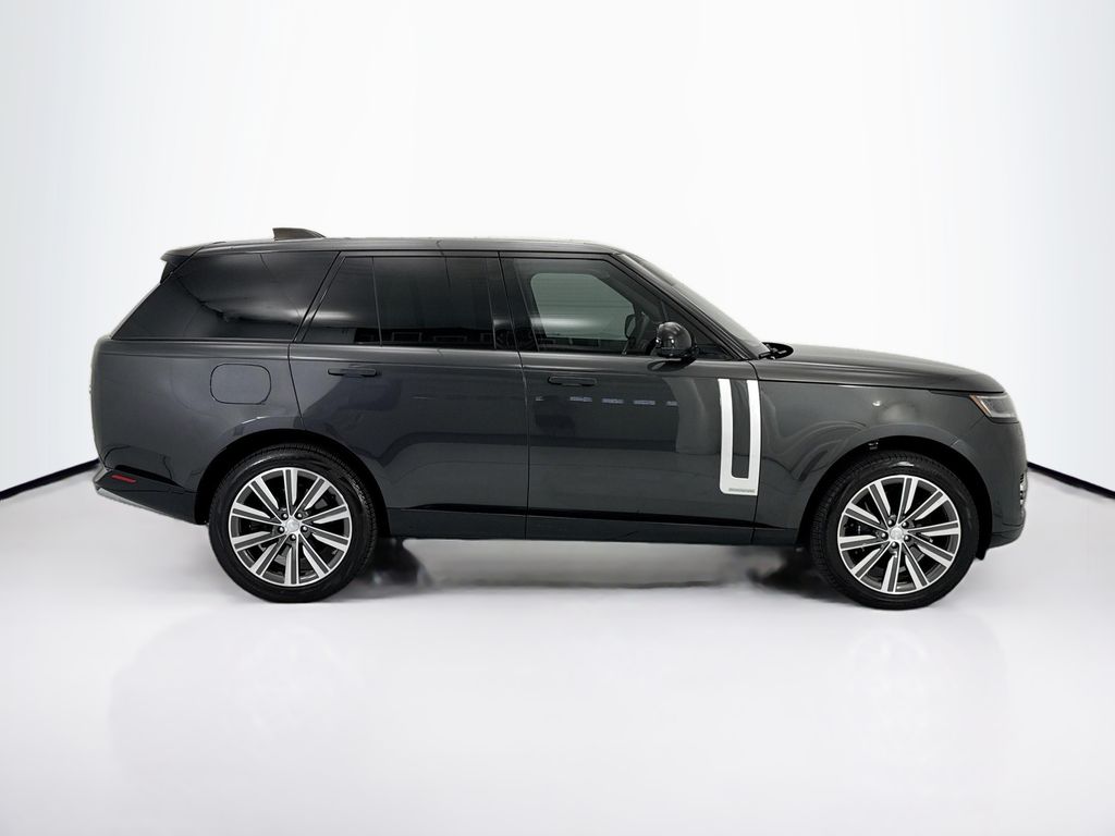 Thumbnail: 2023 Land Rover Range Rover - 4