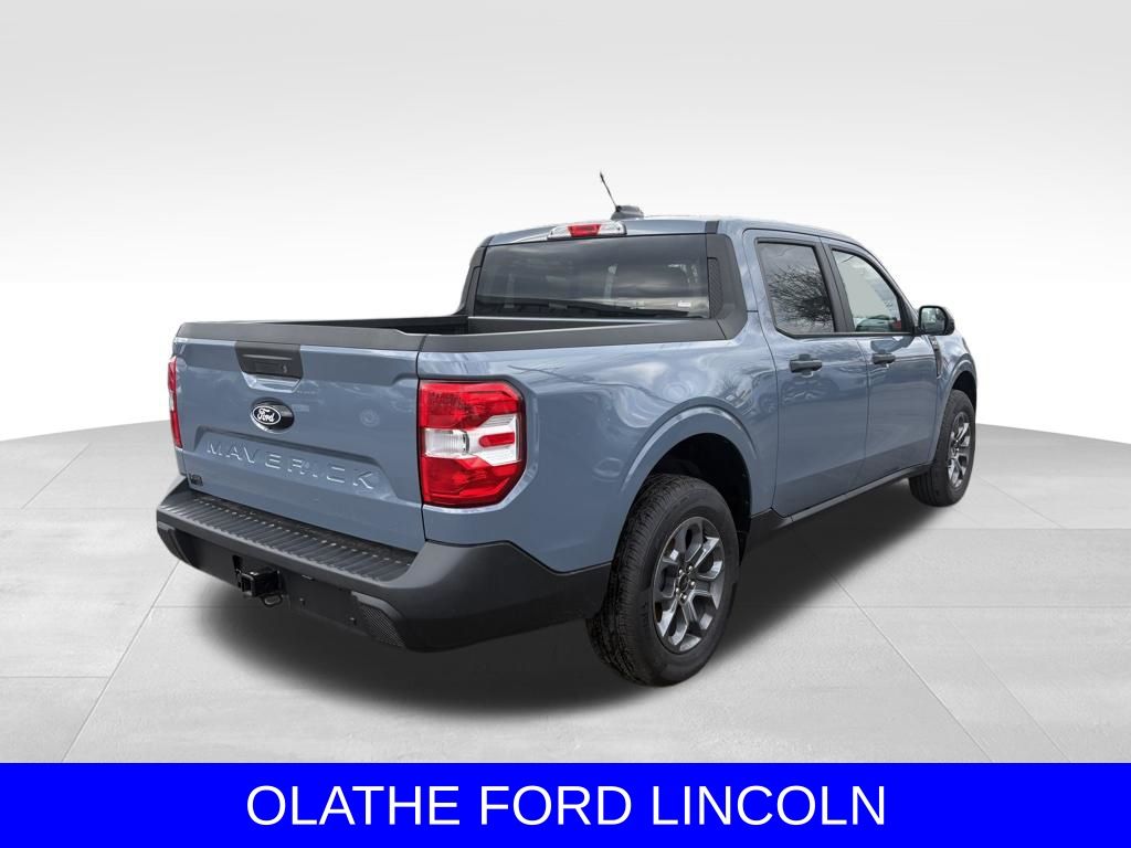 View vehicle photo 5