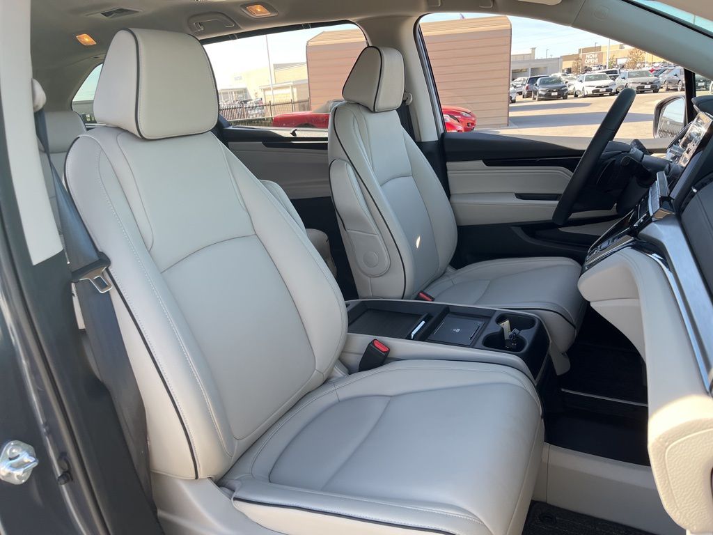 Thumbnail: 2026 Honda Odyssey - 30