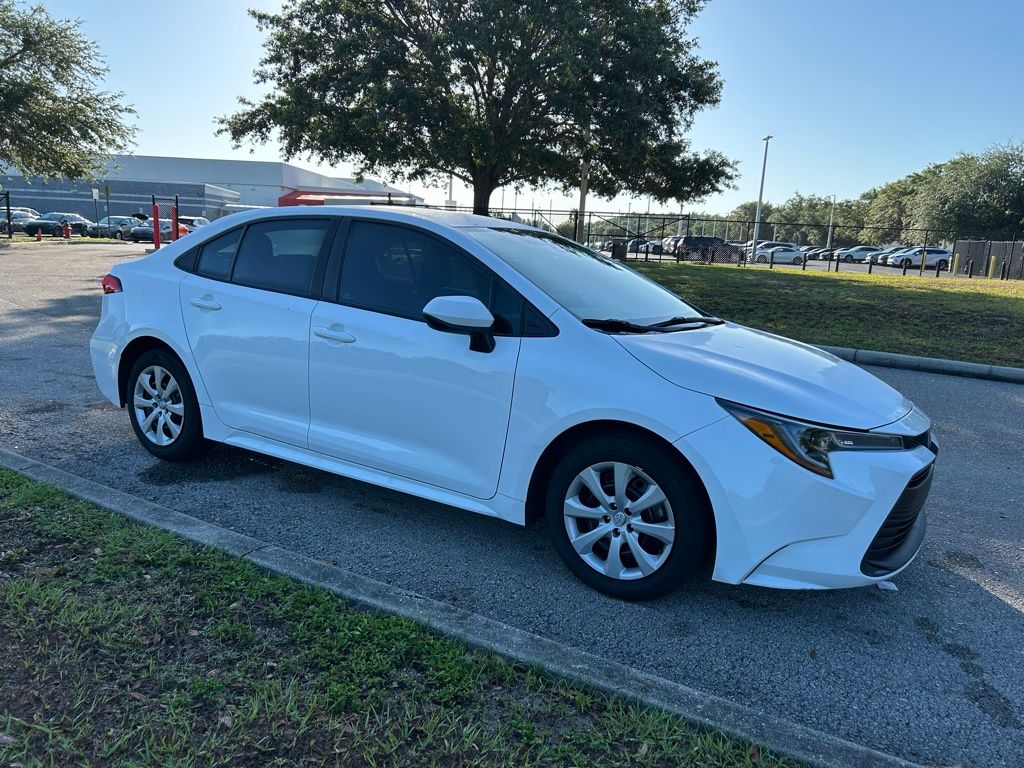 2023 Toyota Corolla LE 7