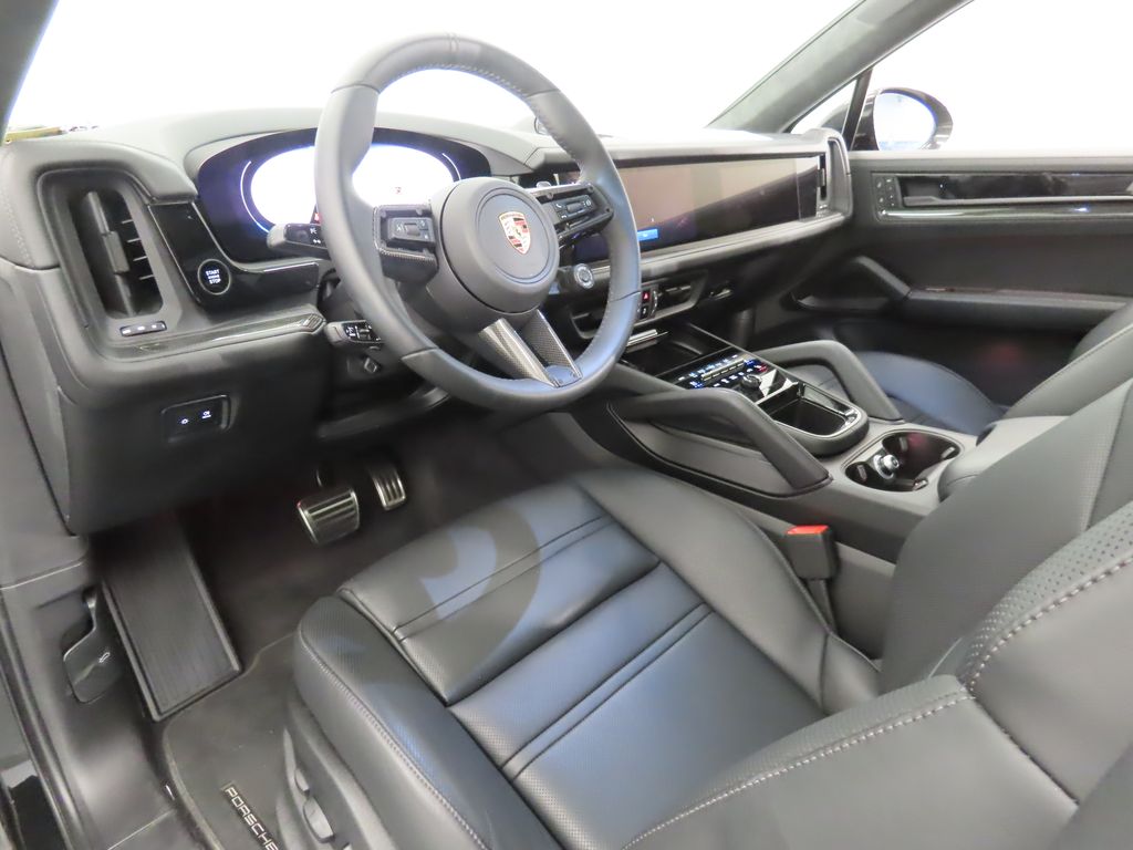 Thumbnail: 2025 Porsche  - 4