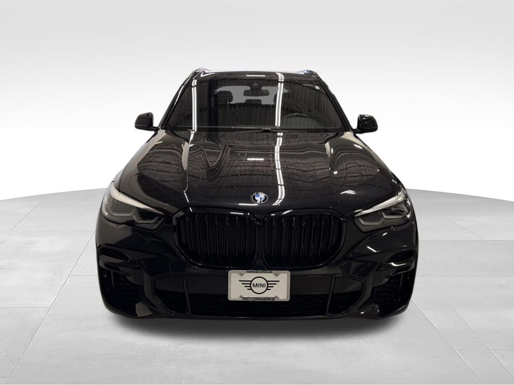 Thumbnail: 2022 BMW X5 - 8