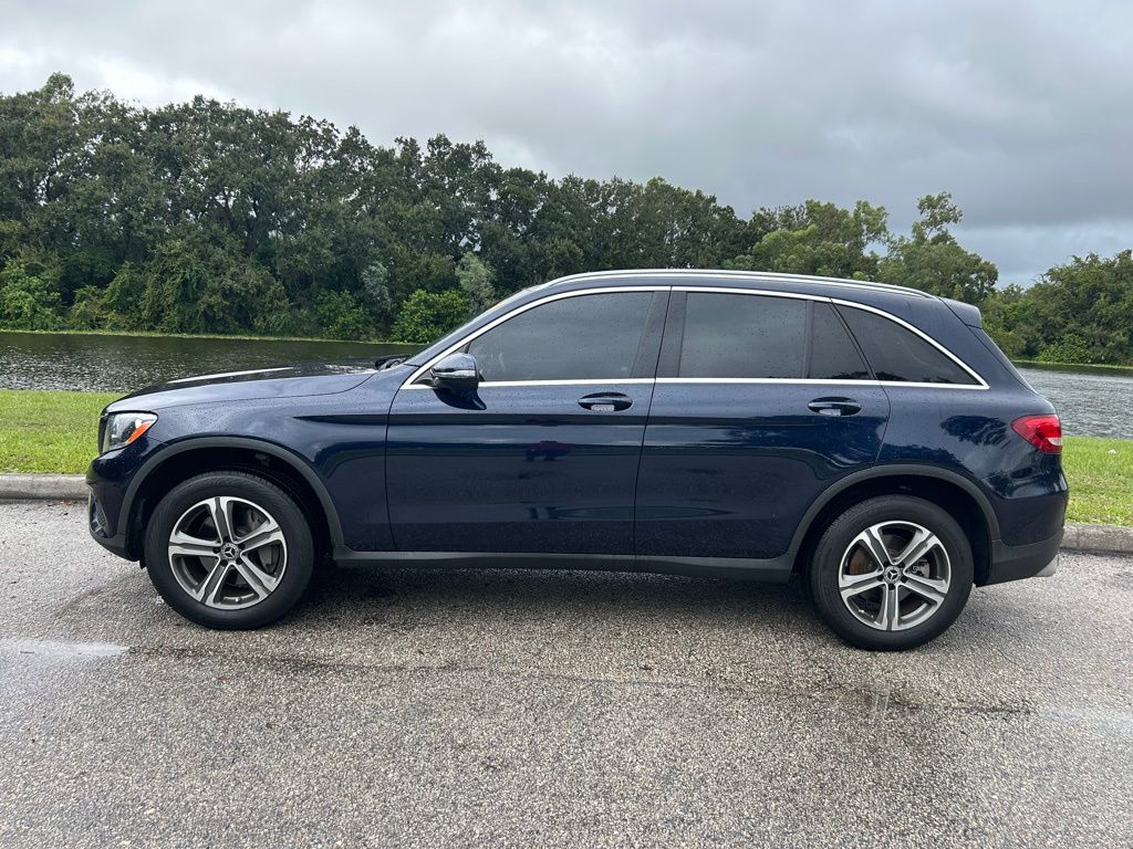 Thumbnail: 2019 Mercedes-Benz GLC - 2