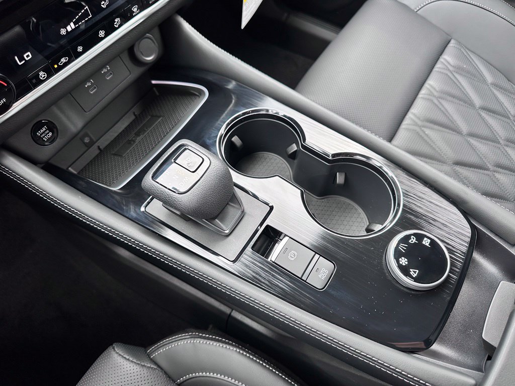 New 2026 Everest White Pearl Tricoat Nissan Platinum image 29