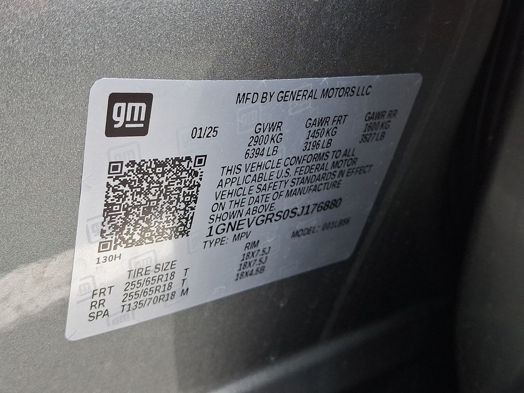 used 2025 Chevrolet Traverse car, priced at $39,629