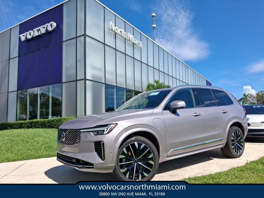 2026 Volvo XC90 Plug-In Hybrid T8 Plus