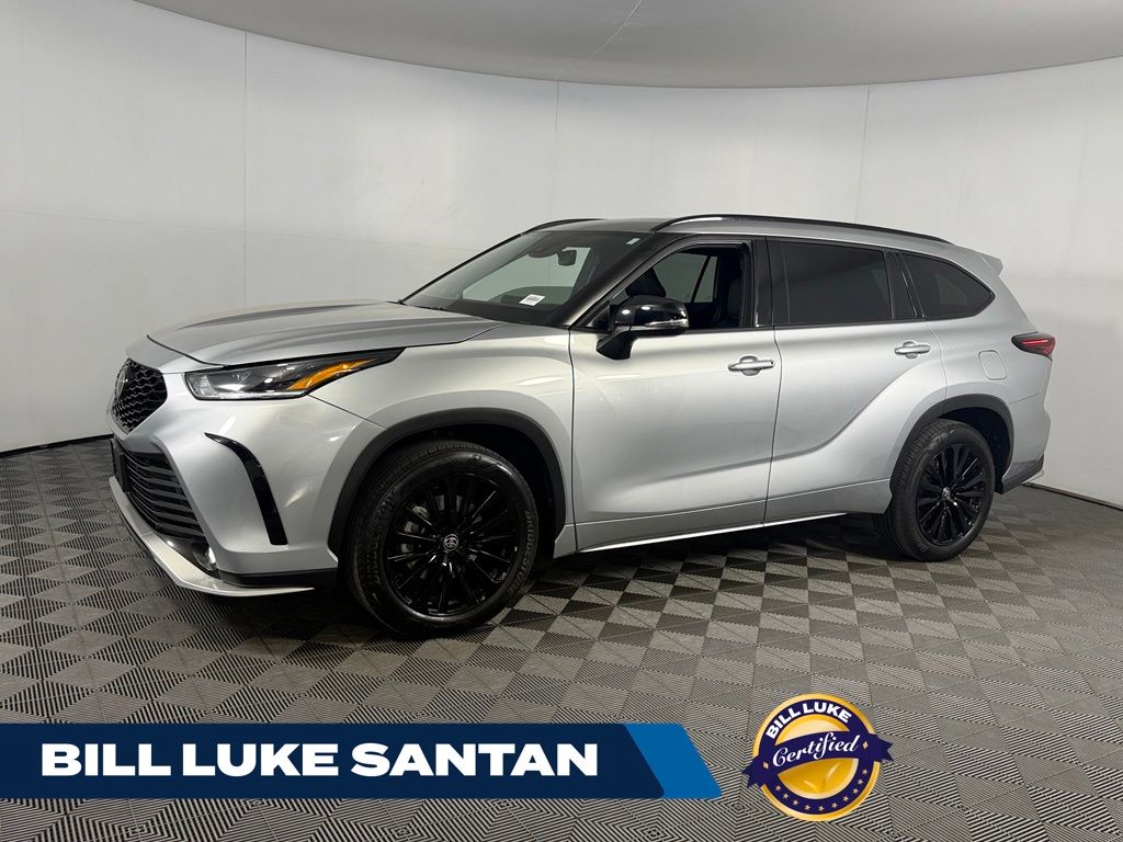 Celestial Silver Metallic 2025 Toyota Highlander SUV / Crossover All-Wheel Drive 8-Speed Automatic