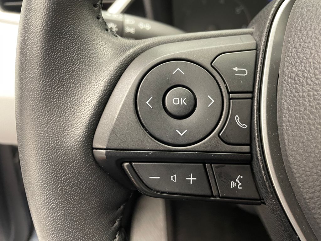 2024 Toyota Corolla SE 21