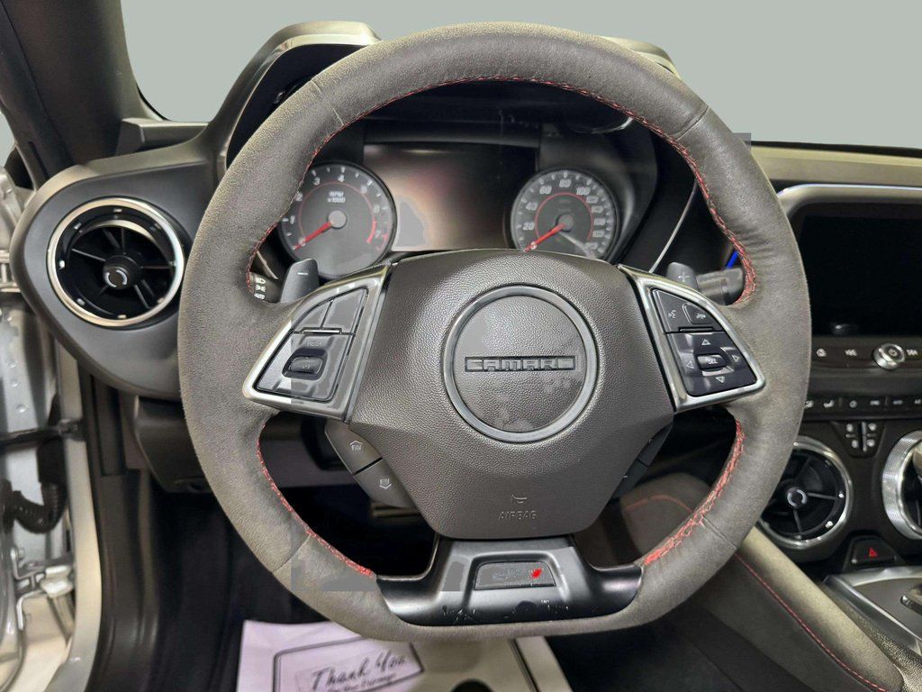 Used 2018 Silver Ice Metallic Chevrolet ZL1 image 21