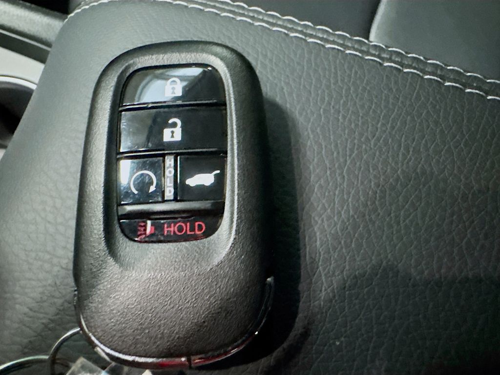 Used Car 2025 Honda Pilot  Ex-l For Sale Under $50,000 In Austin, Texas