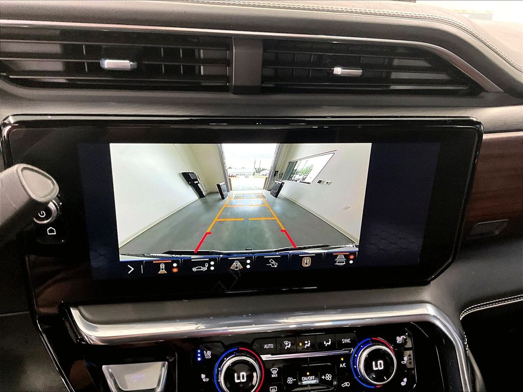 2025 GMC Sierra 2500HD — photo 19