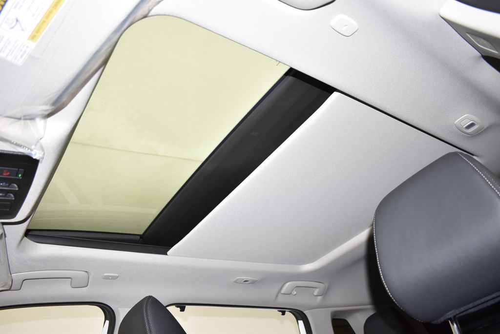 Thumbnail: 2026 Nissan Rogue - 24