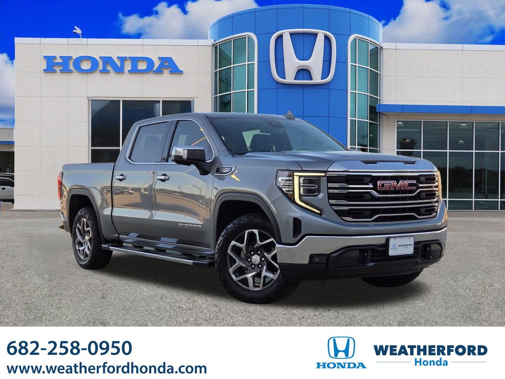 2023 GMC Sierra 1500 SLT Crew Cab 4WD