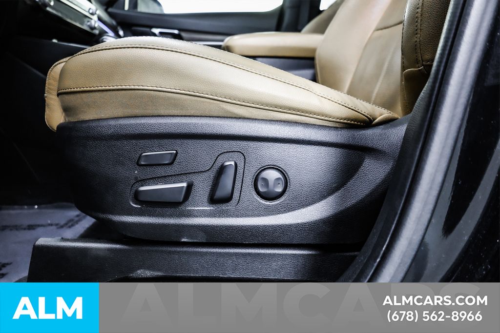 Used 2022 Black Kia SX image 24