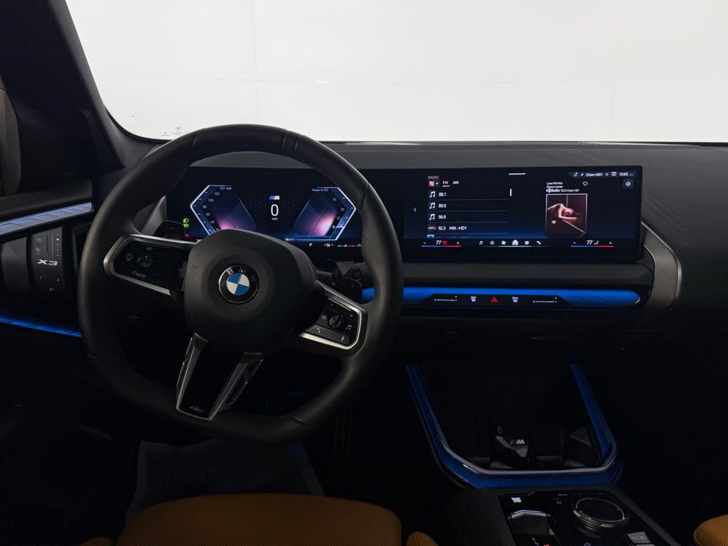Thumbnail: 2025 BMW X3 - 14