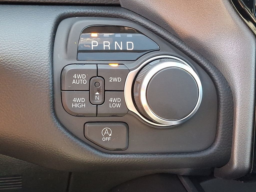 2026 Ram 1500 — photo 10