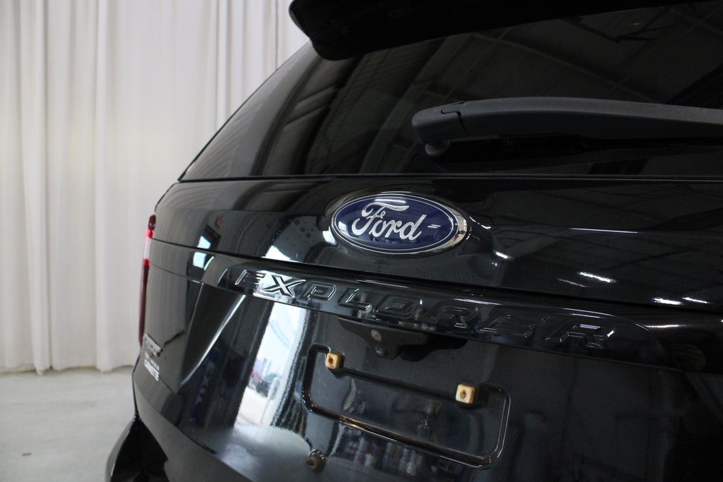 Used 2017 Black Ford Sport image 35