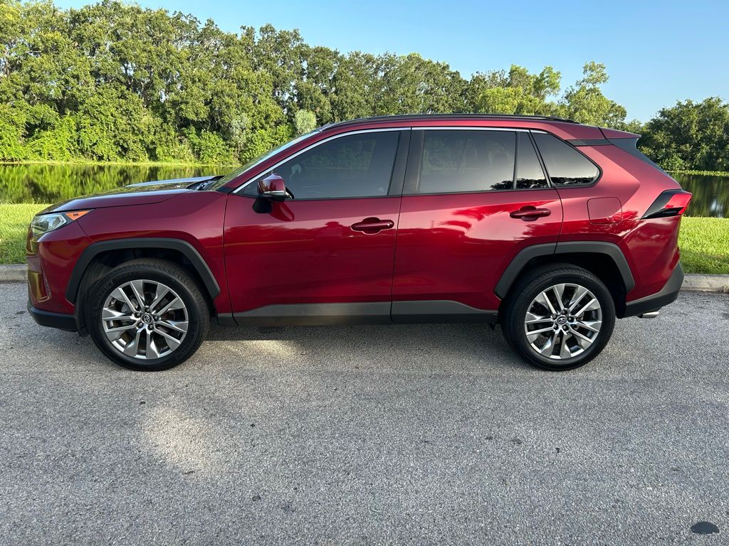 Thumbnail: 2019 Toyota RAV4 - 2