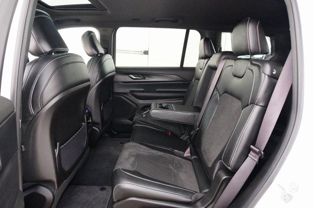 Used Car 2024 Jeep Grand Cherokee L  Altitude X For Sale Under $35,000 In Weatherford, Texas