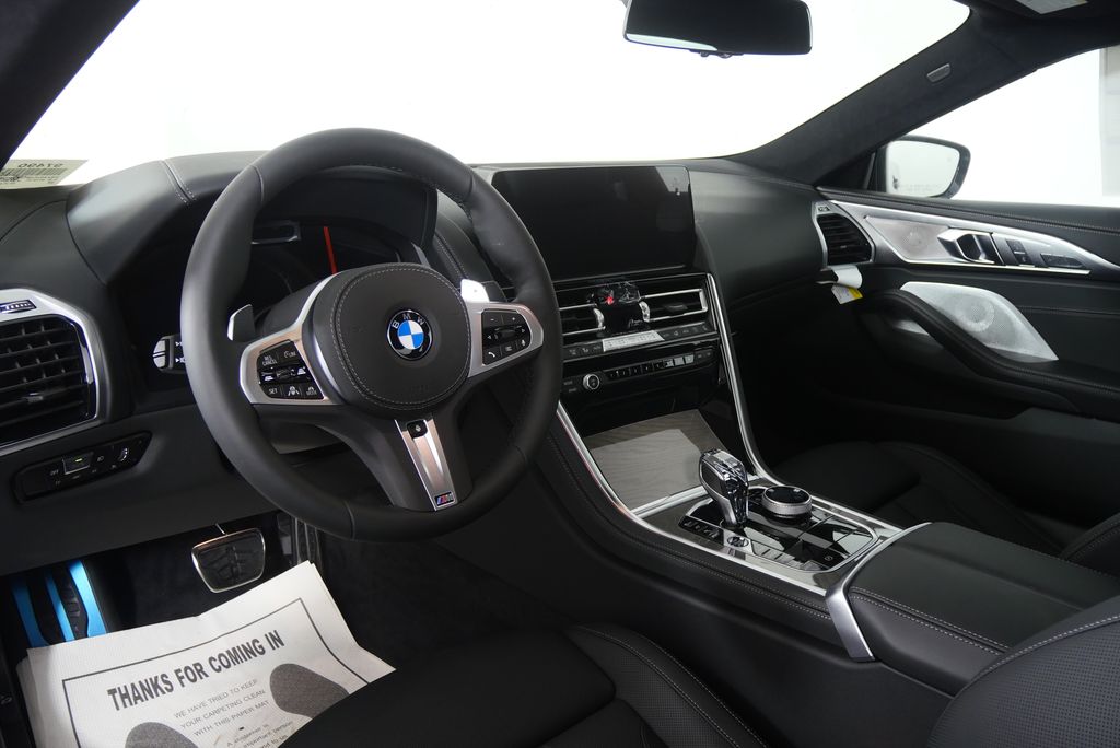 Thumbnail: 2026 BMW 8 Series - 14