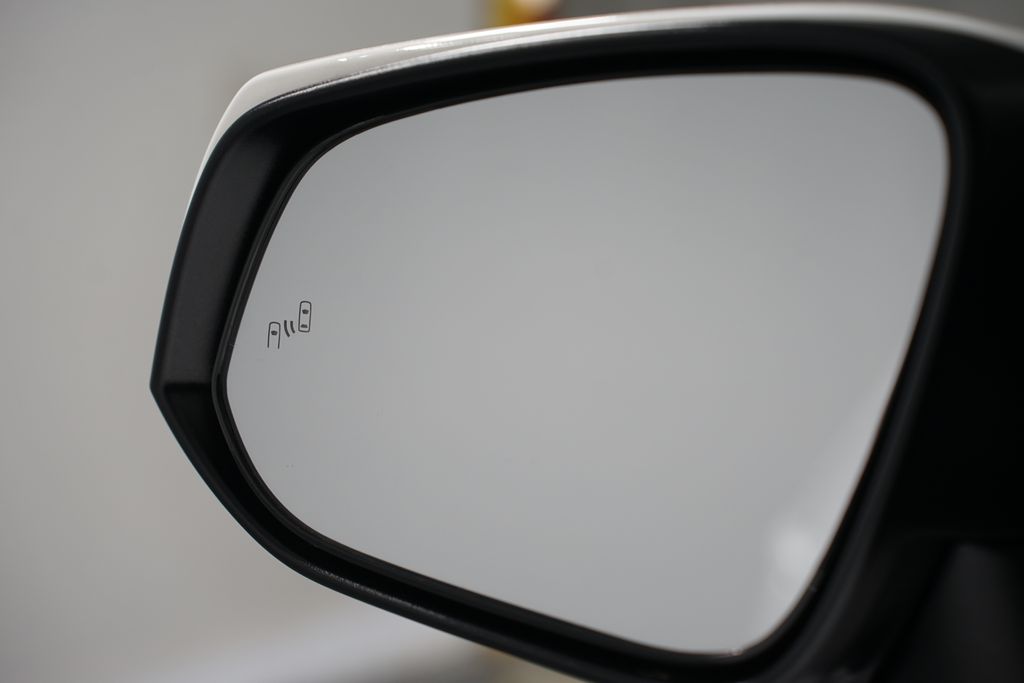 Thumbnail: 2025 Toyota RAV4 - 26